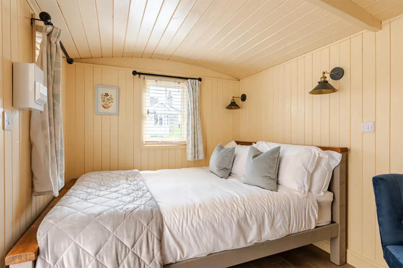 Shepherd'S Hut, Bath Ngoại thất bức ảnh